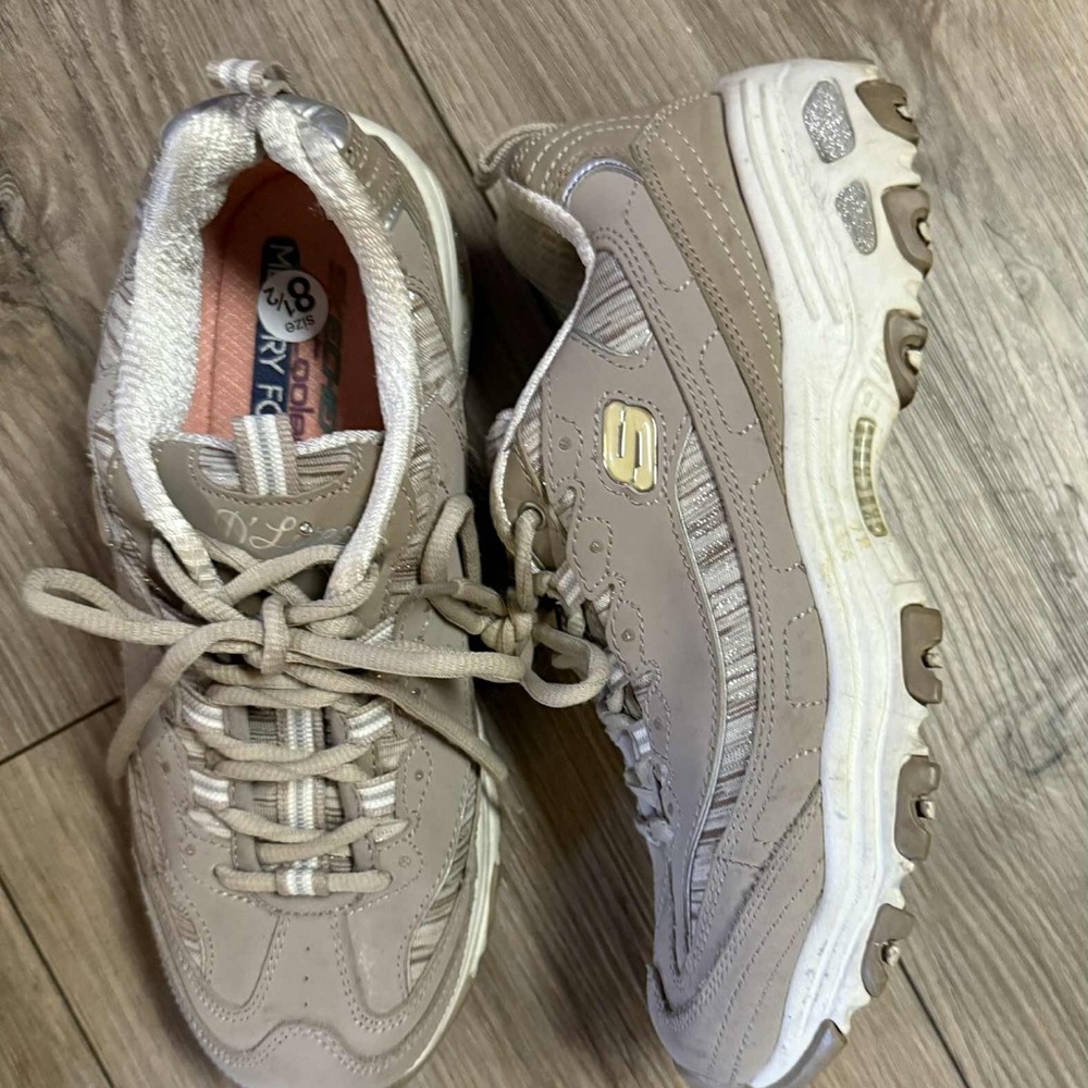 Skechers Women's Beige Sneakers - Picture 4 of 12